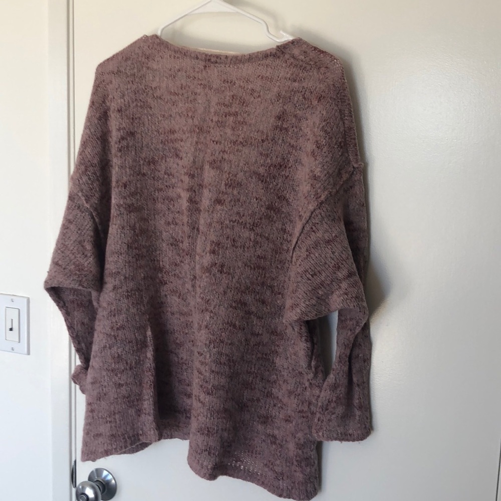 Sweater - Picture 4 of 4